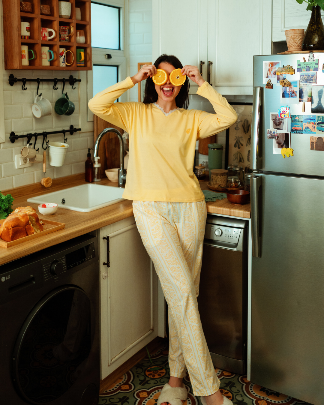 بيجاما حريمي بكم و بنطلون مطبوع اشكال هندسيه