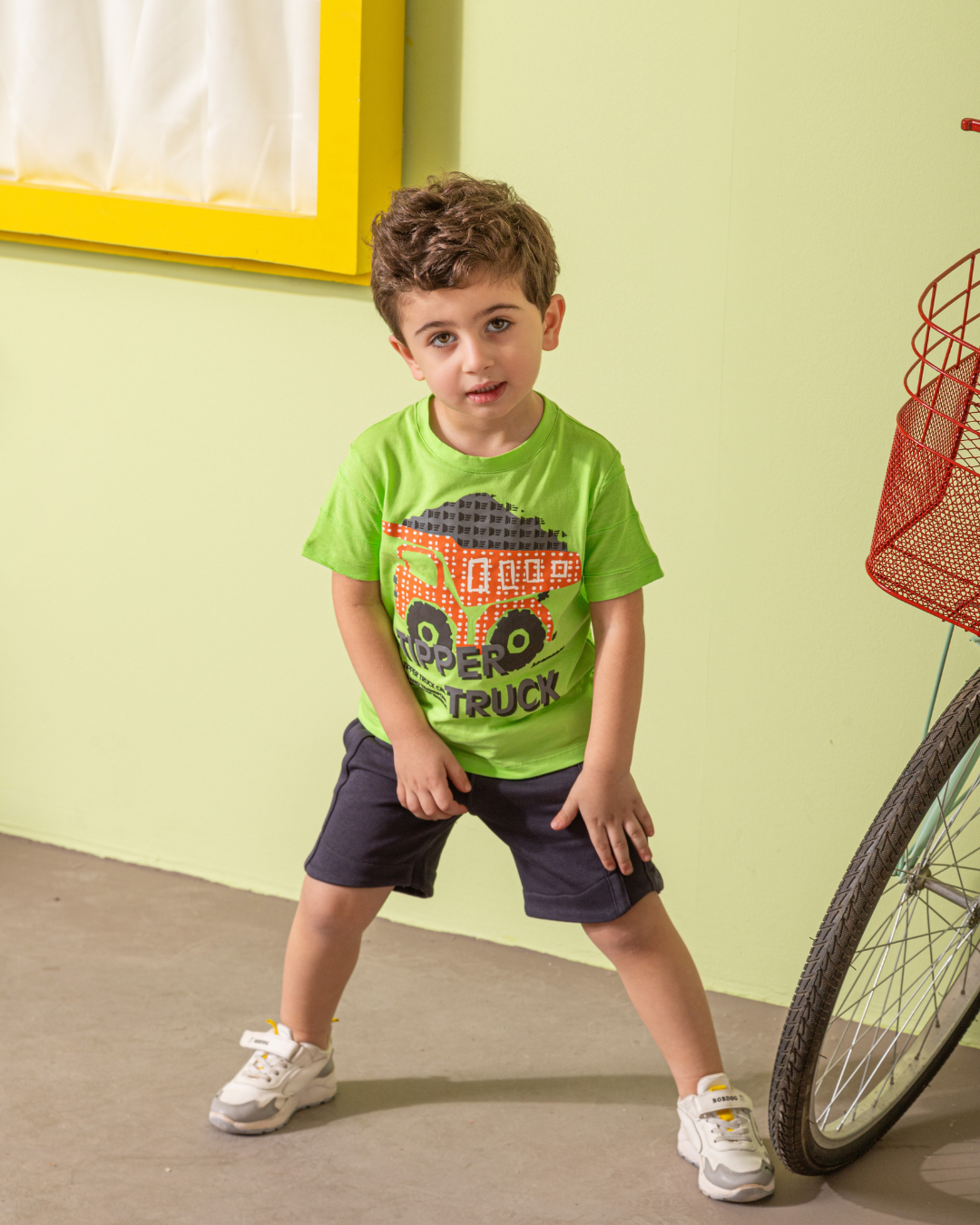 Tipper Truck بيجامه اولادي وسط