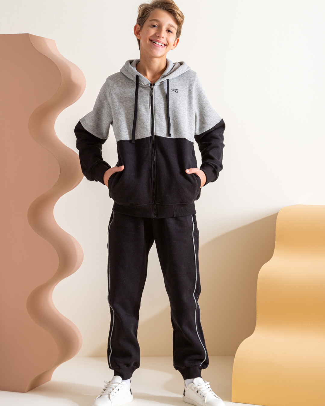 Made in 1985 Men's pajama Milton training suit