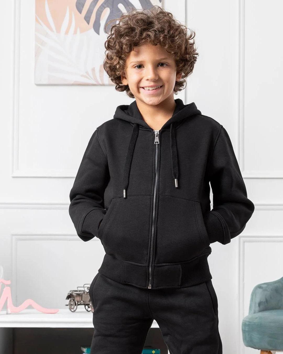 سويت شيرت بسوستة وكابشون تو اس