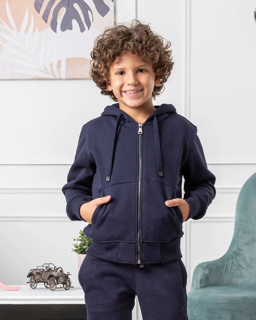 سويت شيرت بسوستة وكابشون تو اس