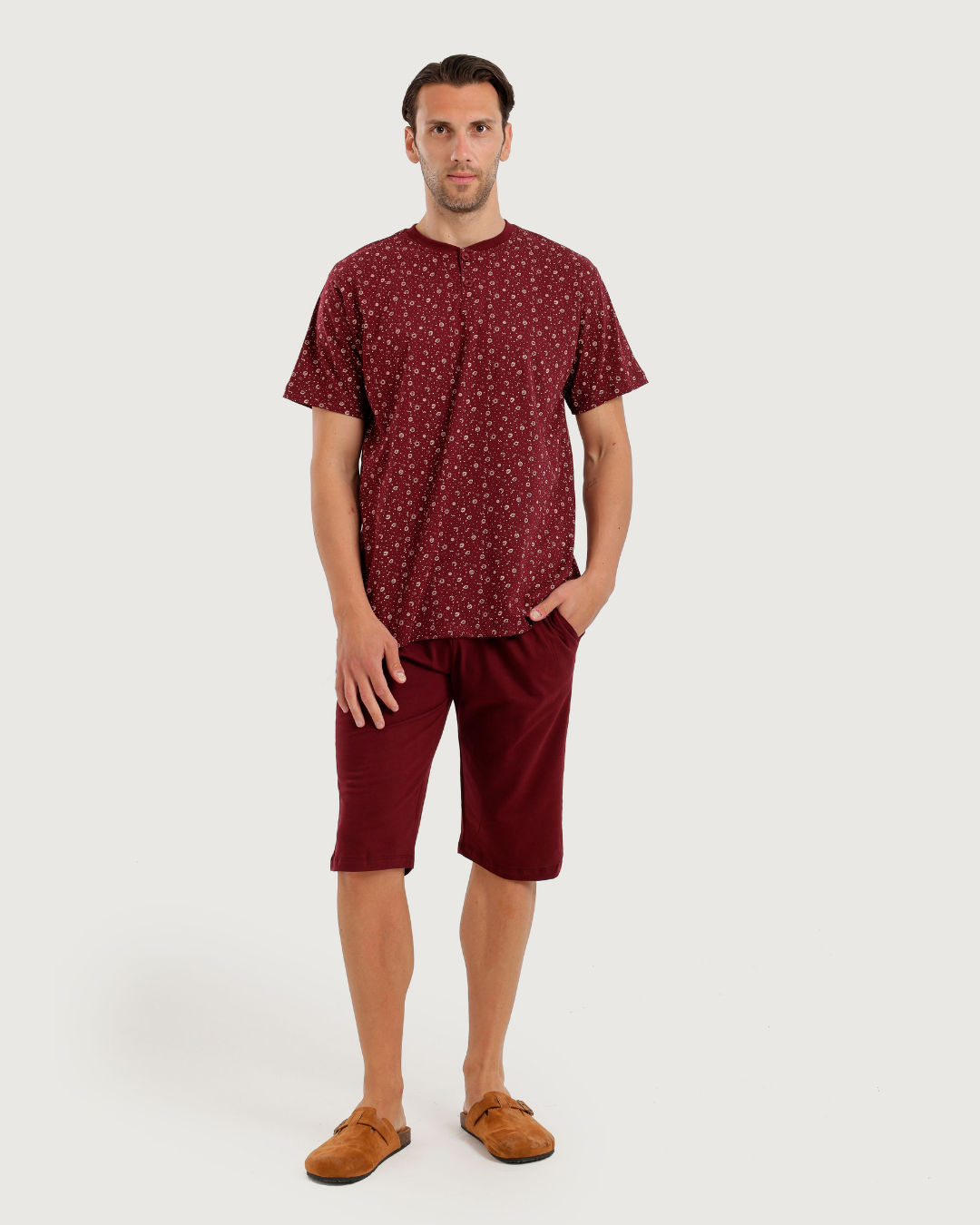 Men's Short Sleeve Pajamas with Capri Pants