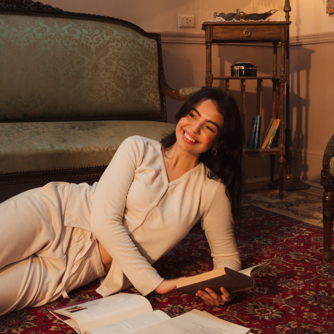 Women luxurious set in dusty colors