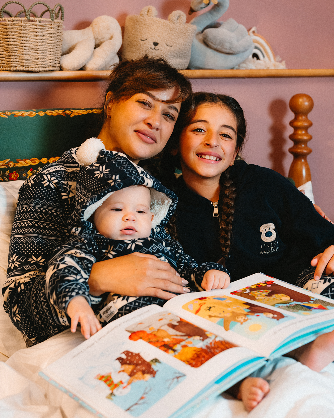 بيجاما قطيفه إجازات سعيدة