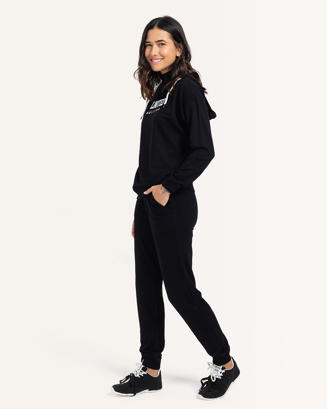 طقم رياضي كولة عالية و كابيشون