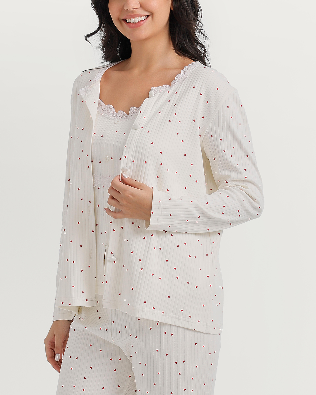 3-piece pajamas with heart print