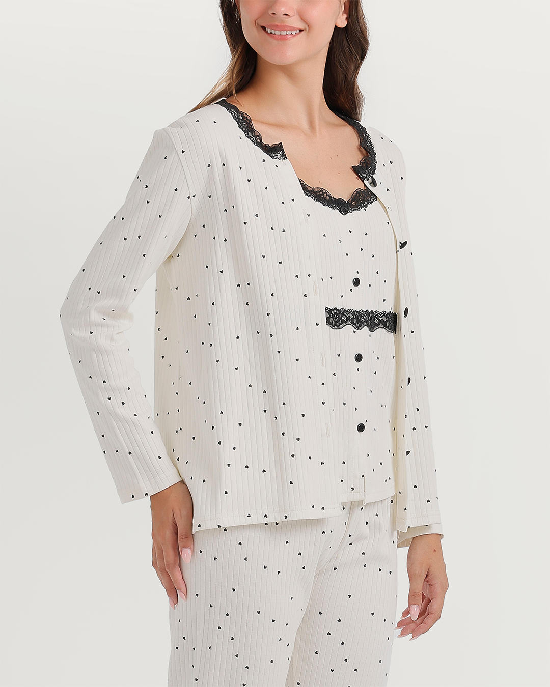 3-piece pajamas with heart print