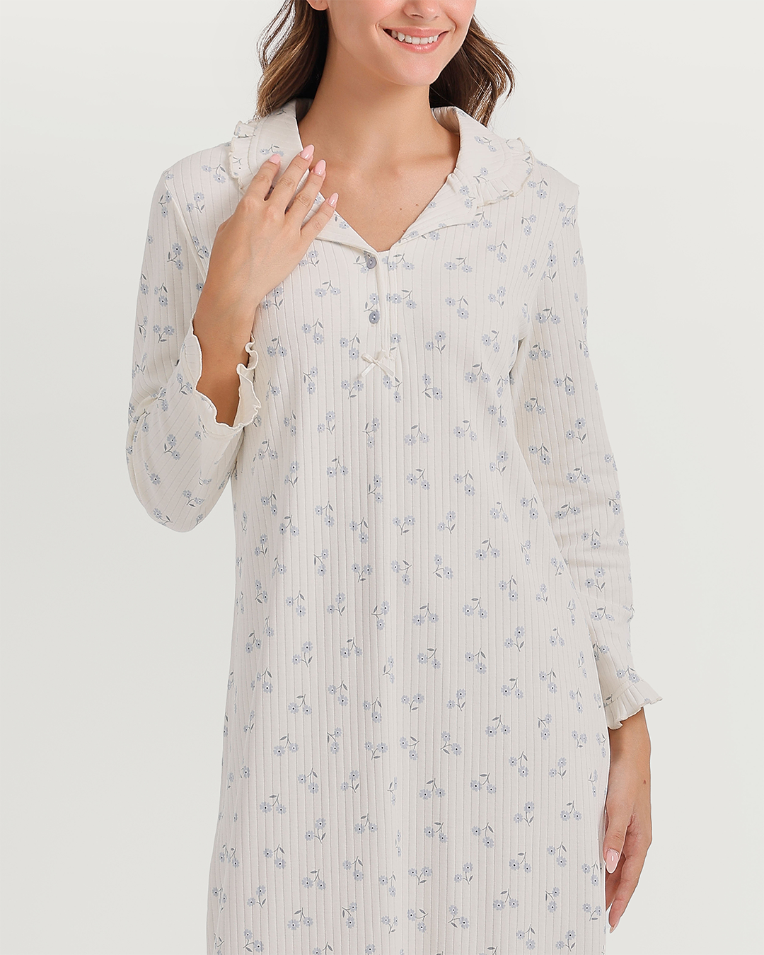 Ribbed nightgown with floral print