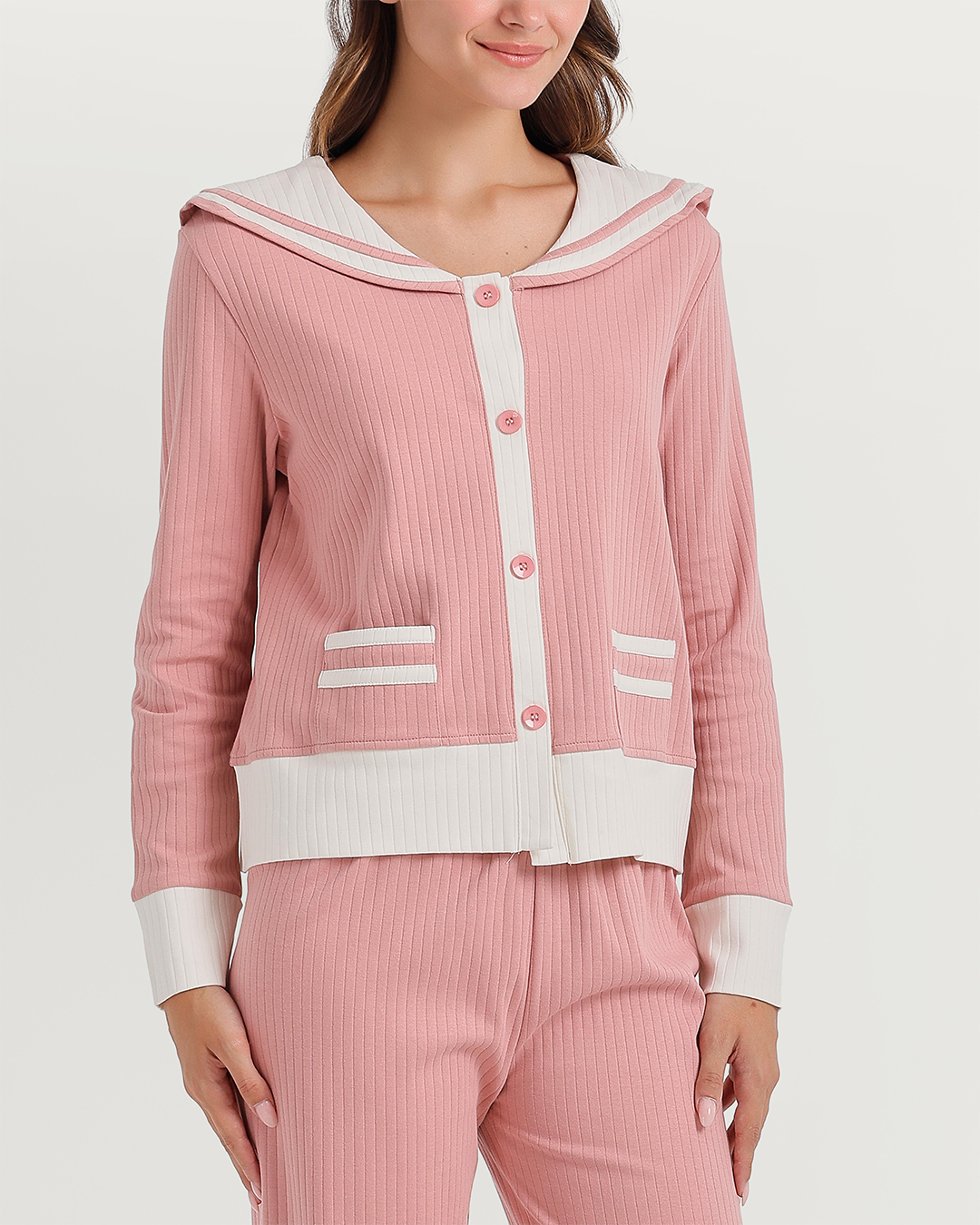 Women's pajamas on their boutons