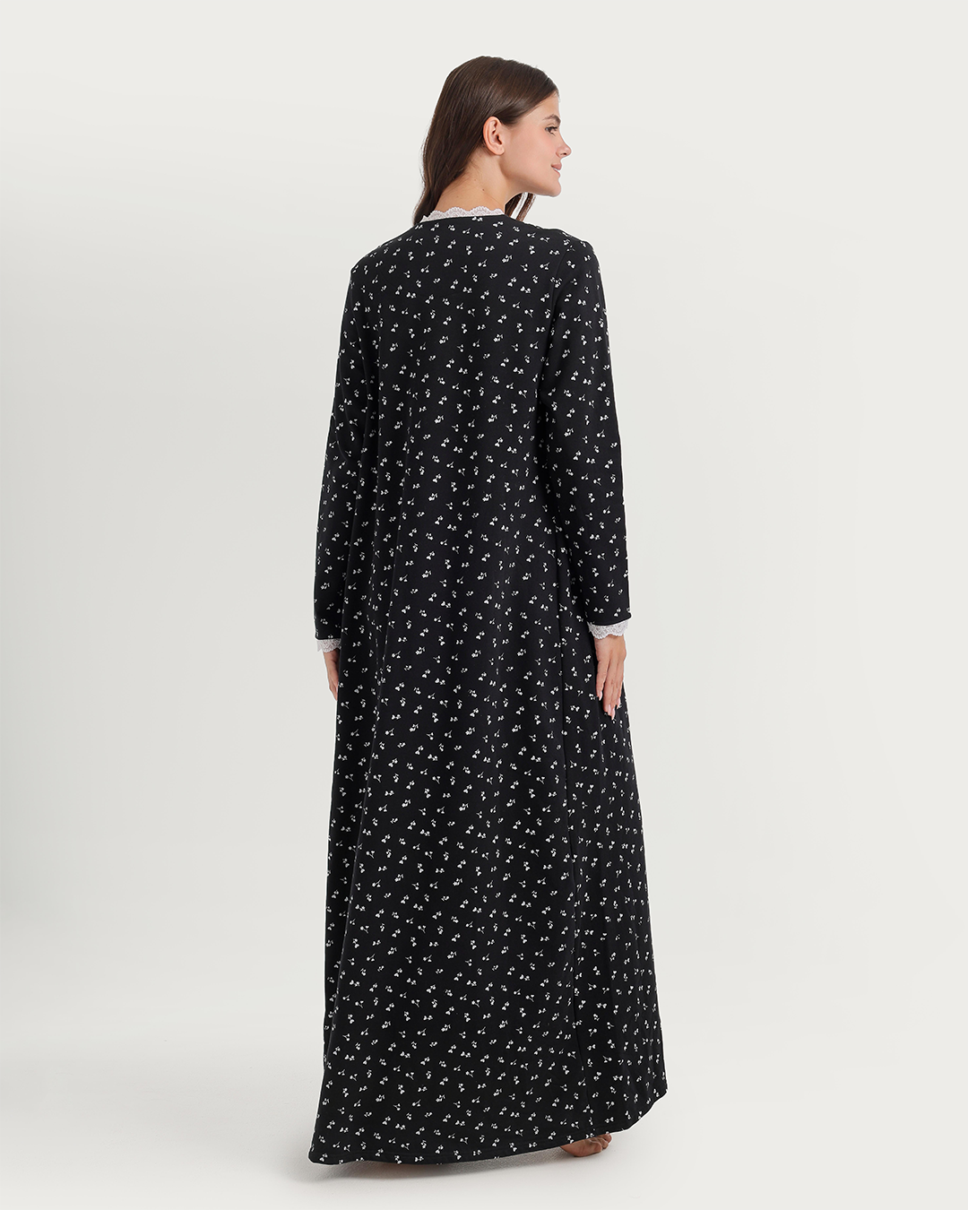Nightgown with floral print, lace edges, and high-waisted cut