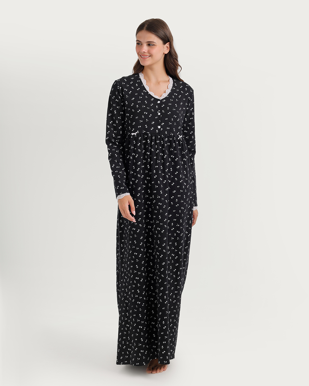 Nightgown with floral print, lace edges, and high-waisted cut