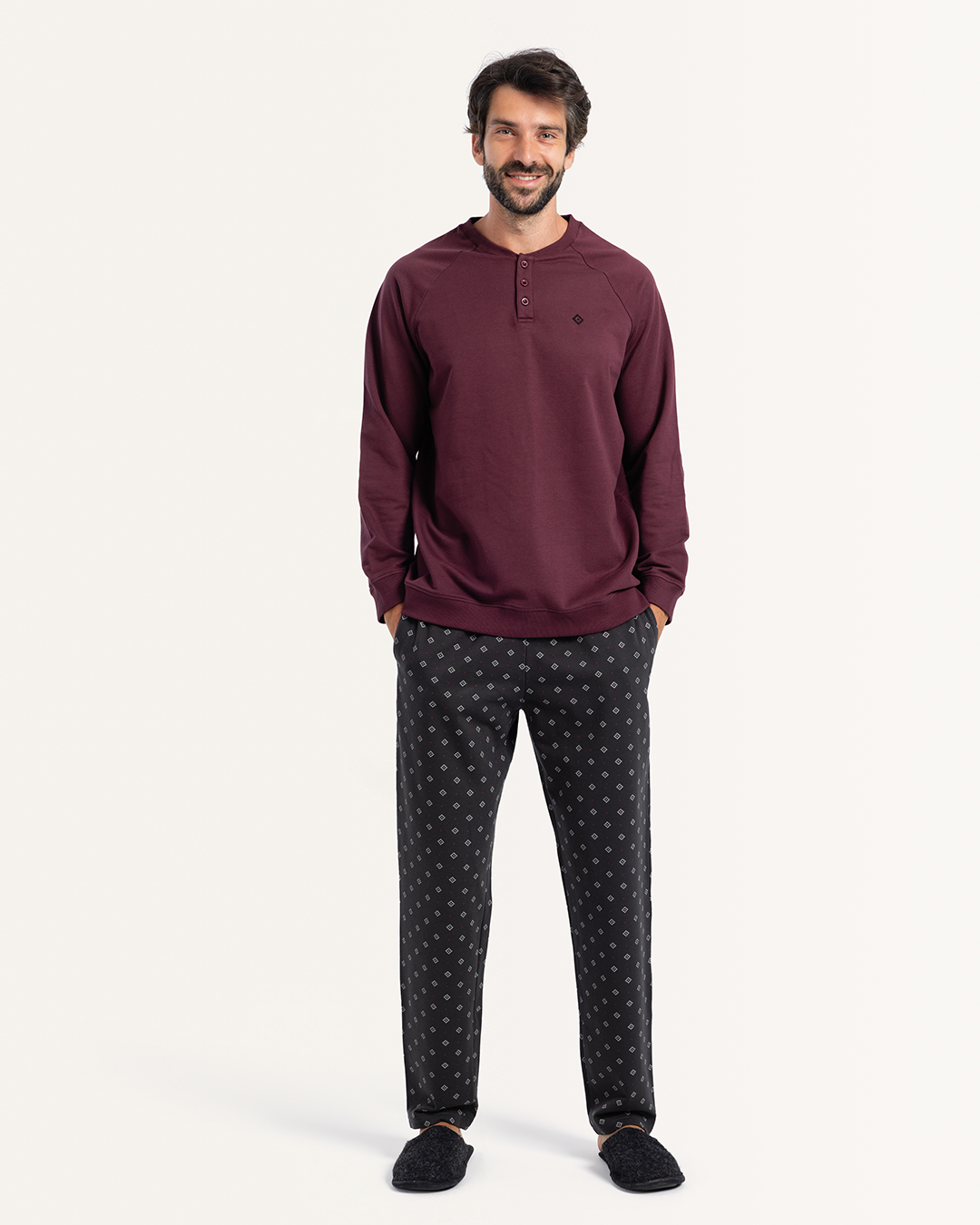 بيجاما بكم و بنطلون اشكال هندسيه صغيره