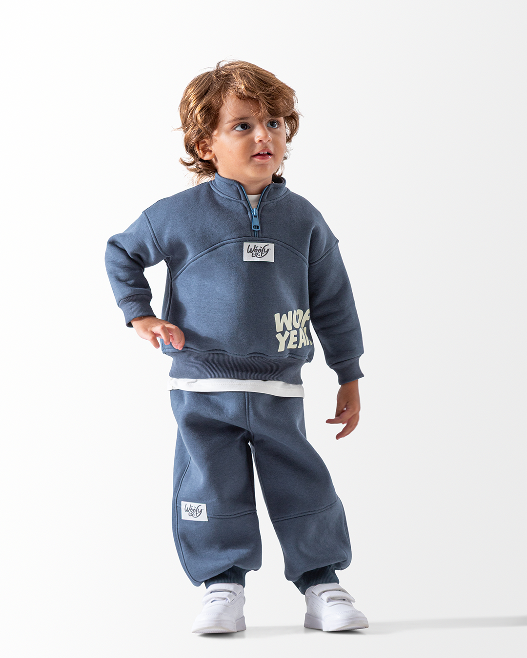 Ensemble of baby clothes, son of the child of the anime design