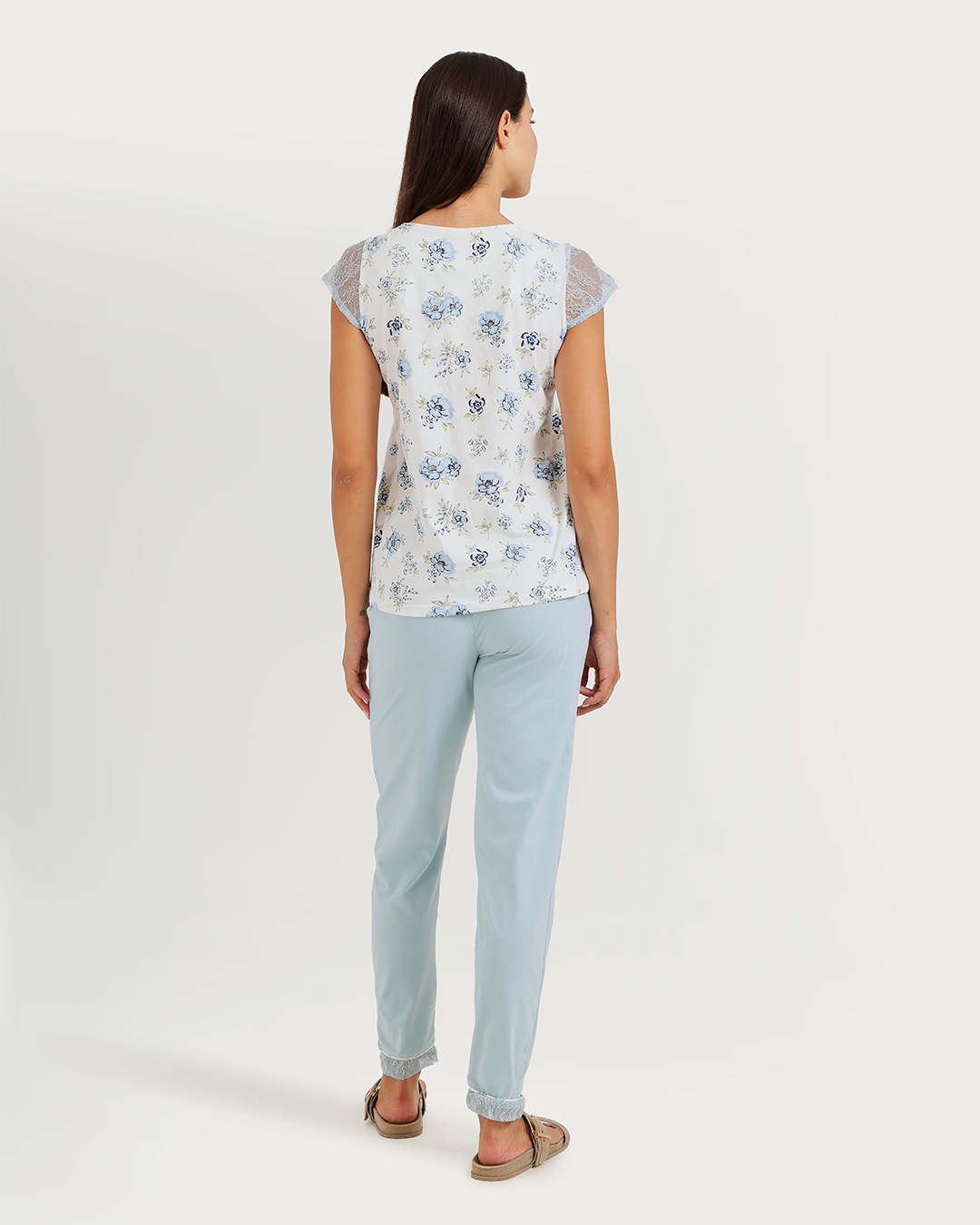 Women's pajamas, short-sleeved pants