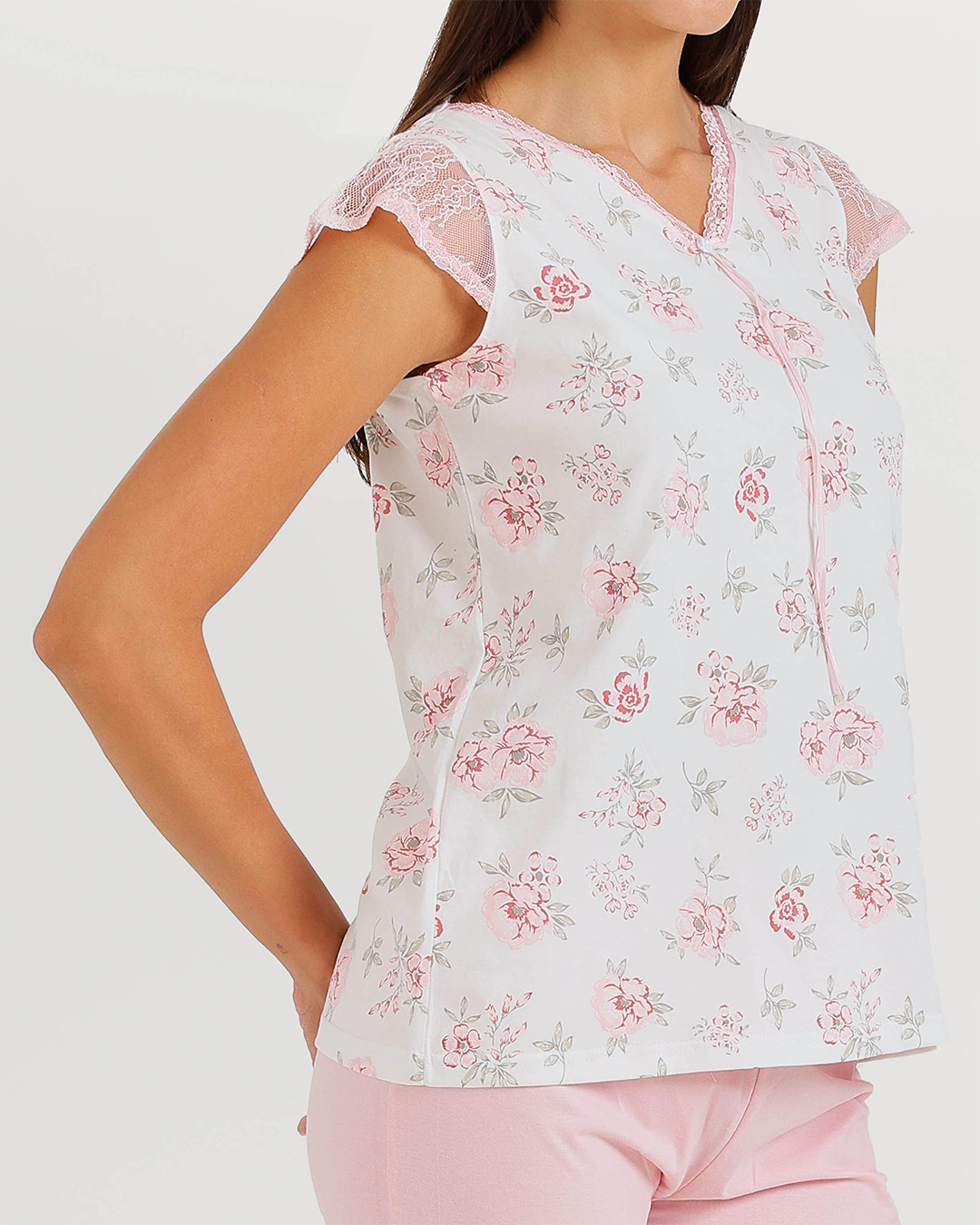 Women's pajamas, short-sleeved pants