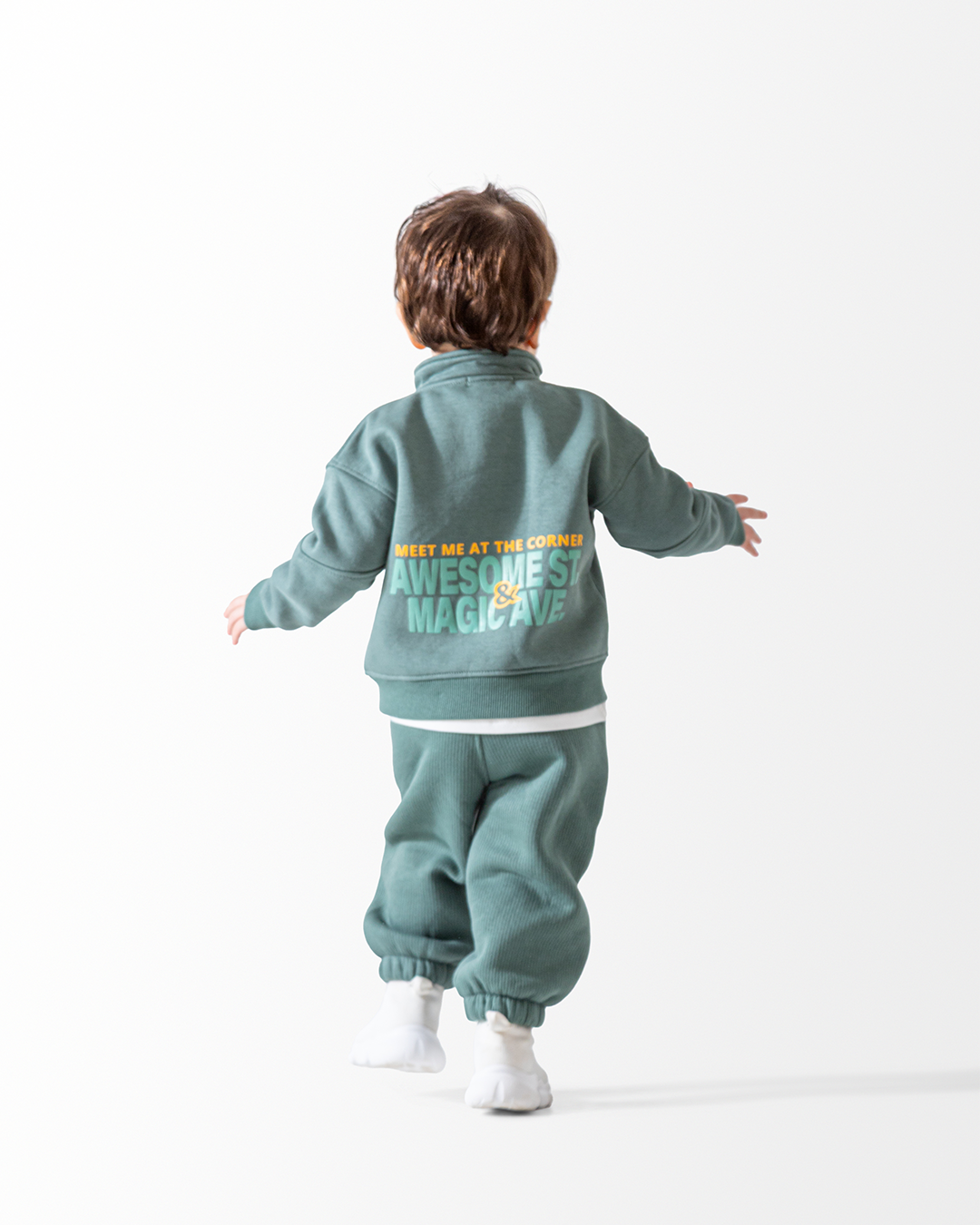 Magnificent collection of magic carpets for babies