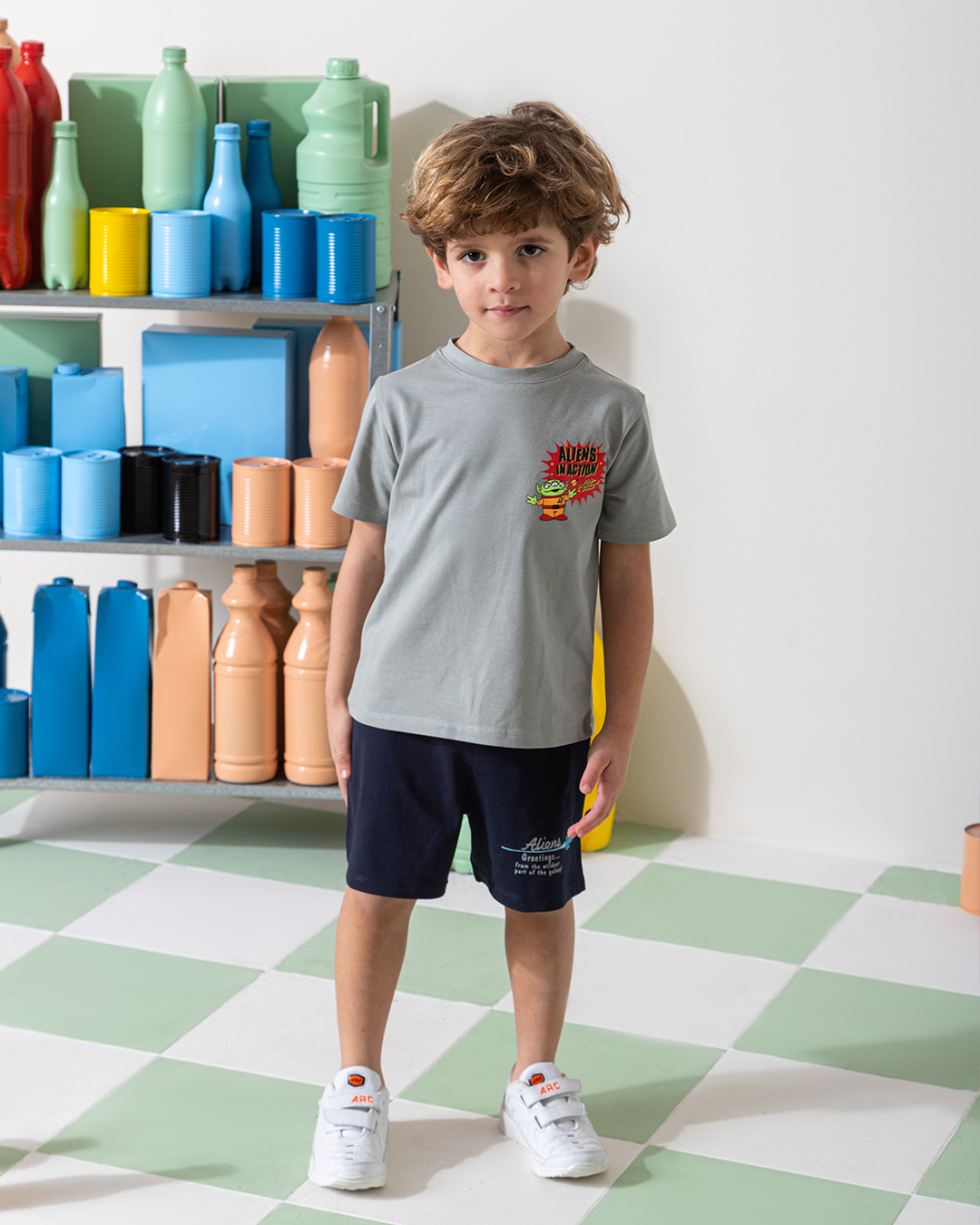 MARVY ALIENS بيجامة اولادي وسط فضي