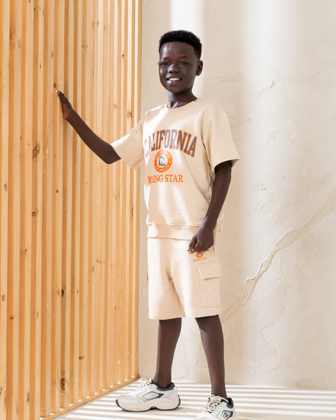 California Rising Star بيجاما اولادي