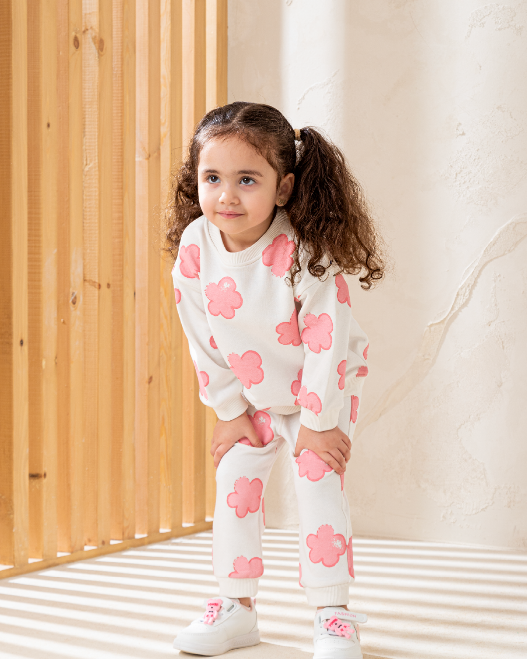 Flowers everywhere NB بيجاما بناتي