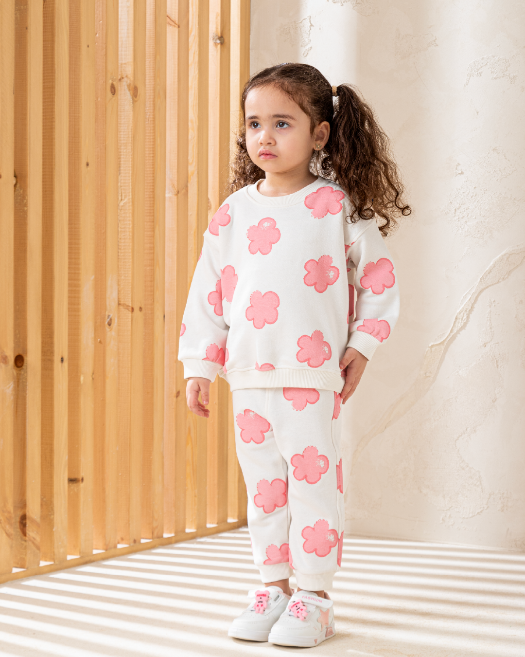 Flowers everywhere NB بيجاما بناتي