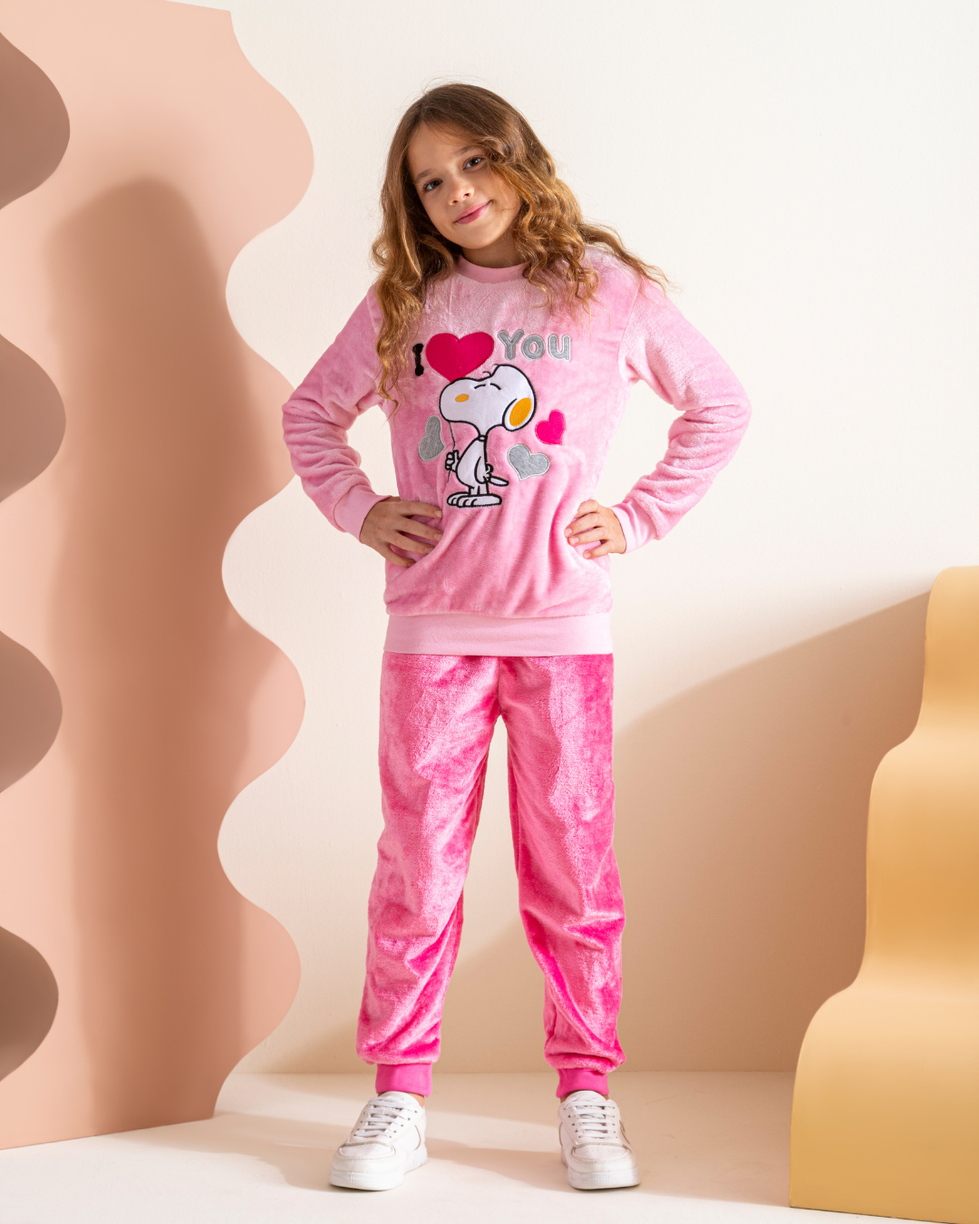 Snoopy love you بيجامه بناتي