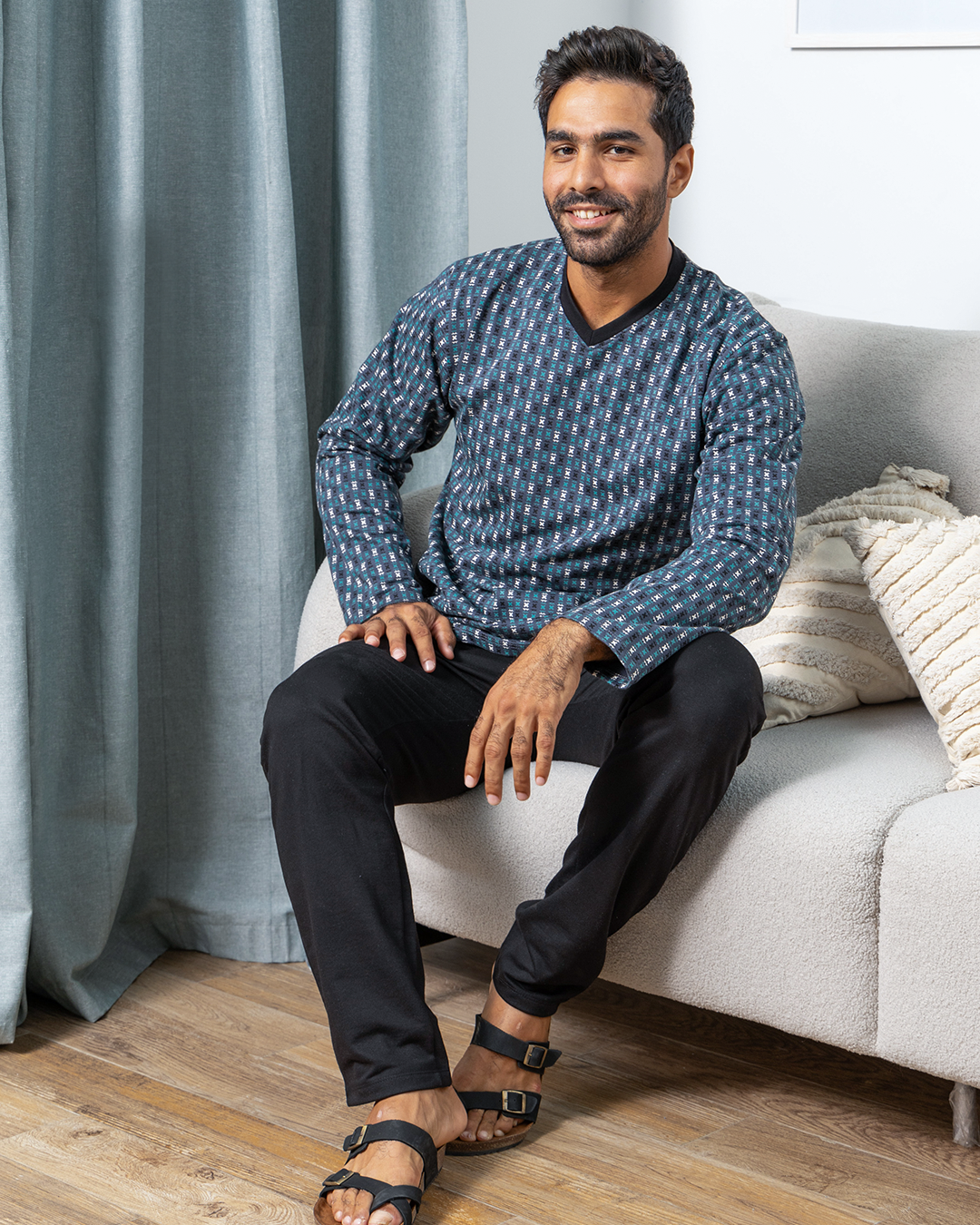 V  بيجامه رجالي روتاري