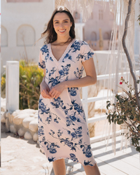 نص كم ورد قصير V قميص حريمي