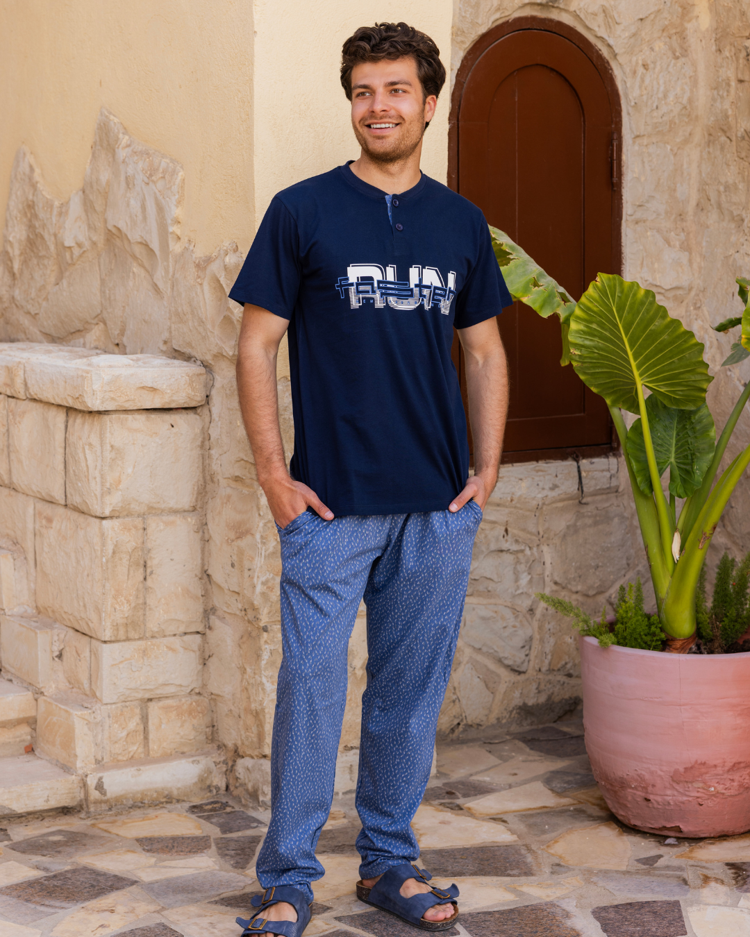 run men's half-sleeve pajamas and polo pants