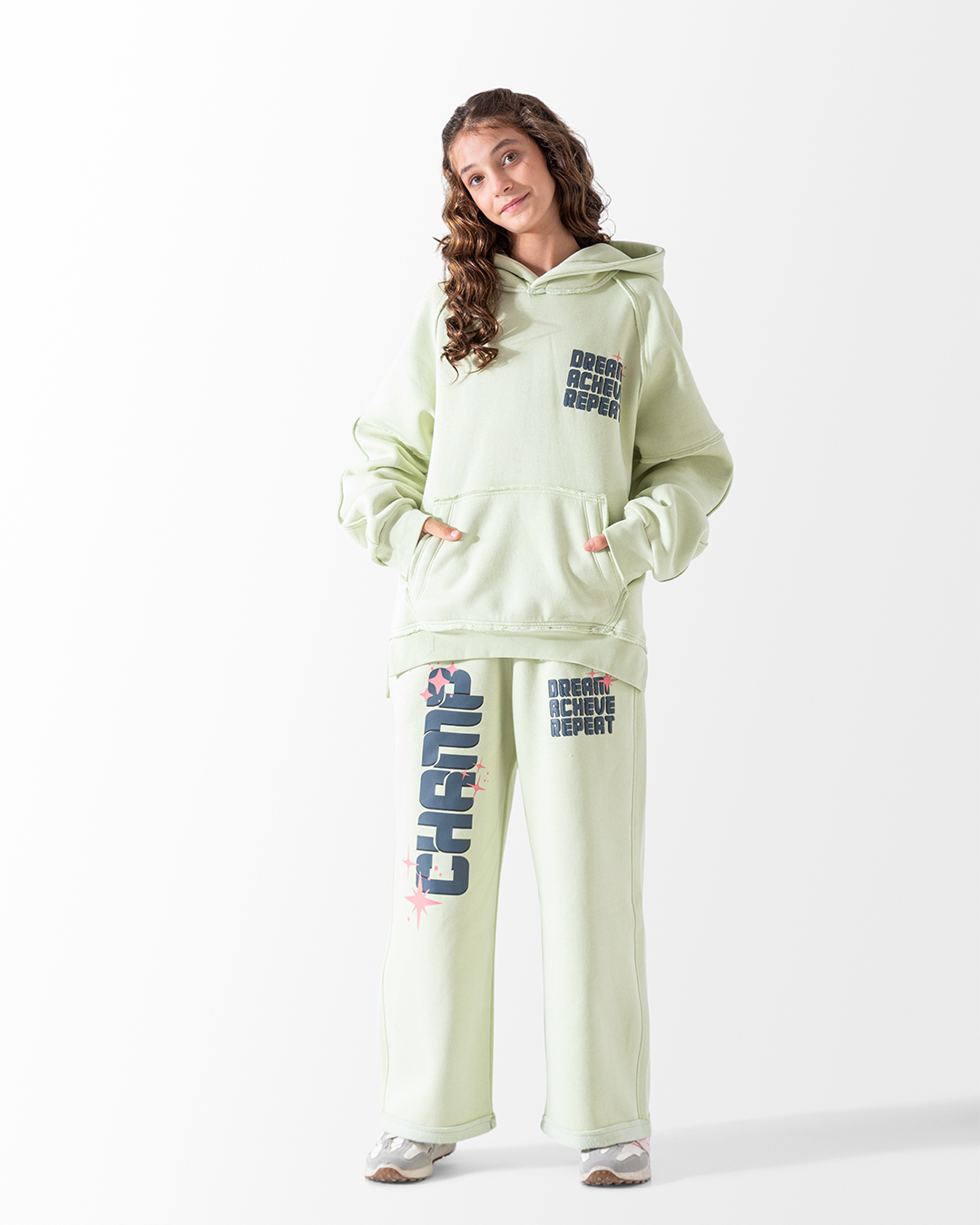 Champ Dream  طقم بناتي