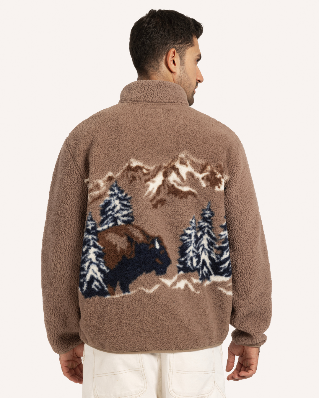 جاكيت للجنسين كم نص سوسته