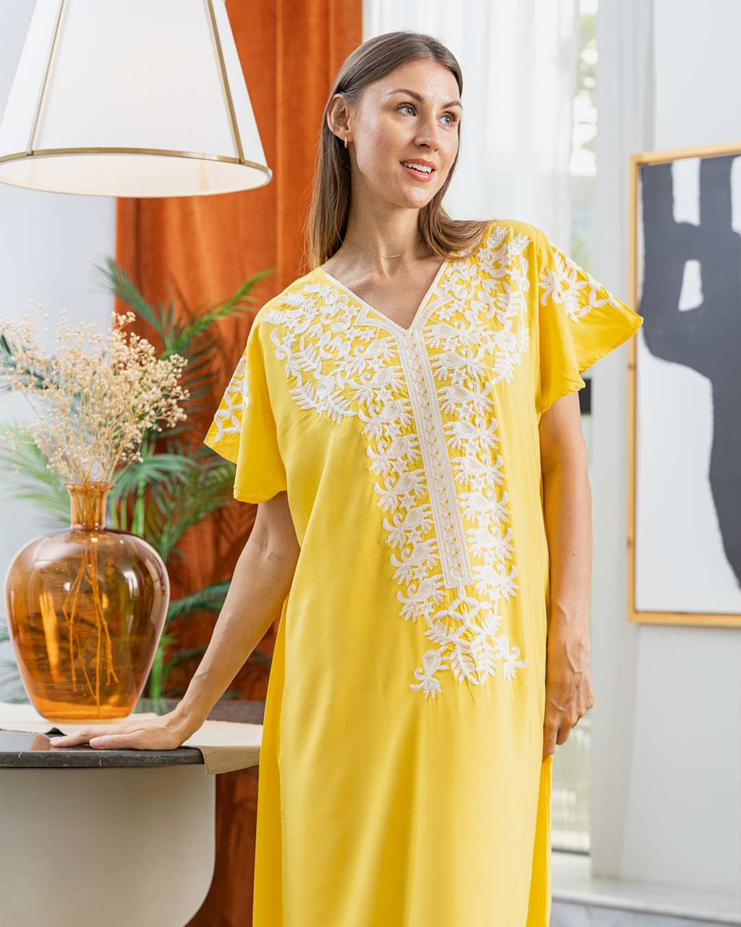 Viscose shirt, 5 half sleeves, plain embroidered