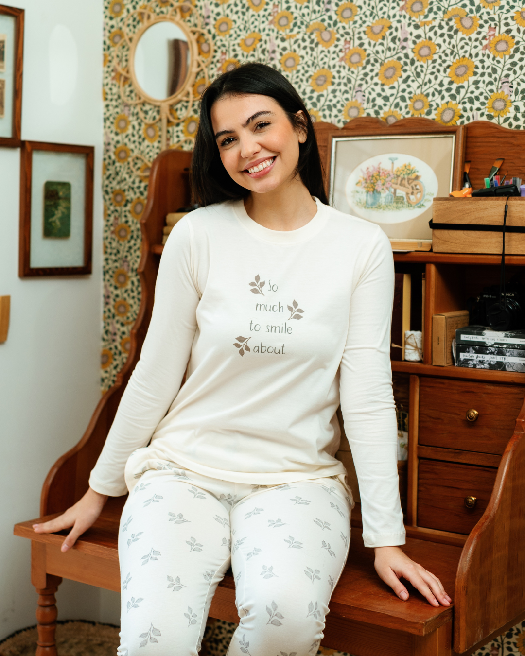 بيجاما حريمى بكم و بنطلون اوراق الشجر