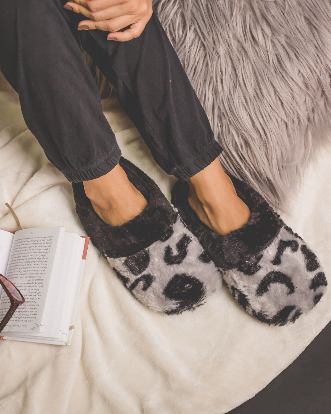 Grey Tiger Women's Slippers