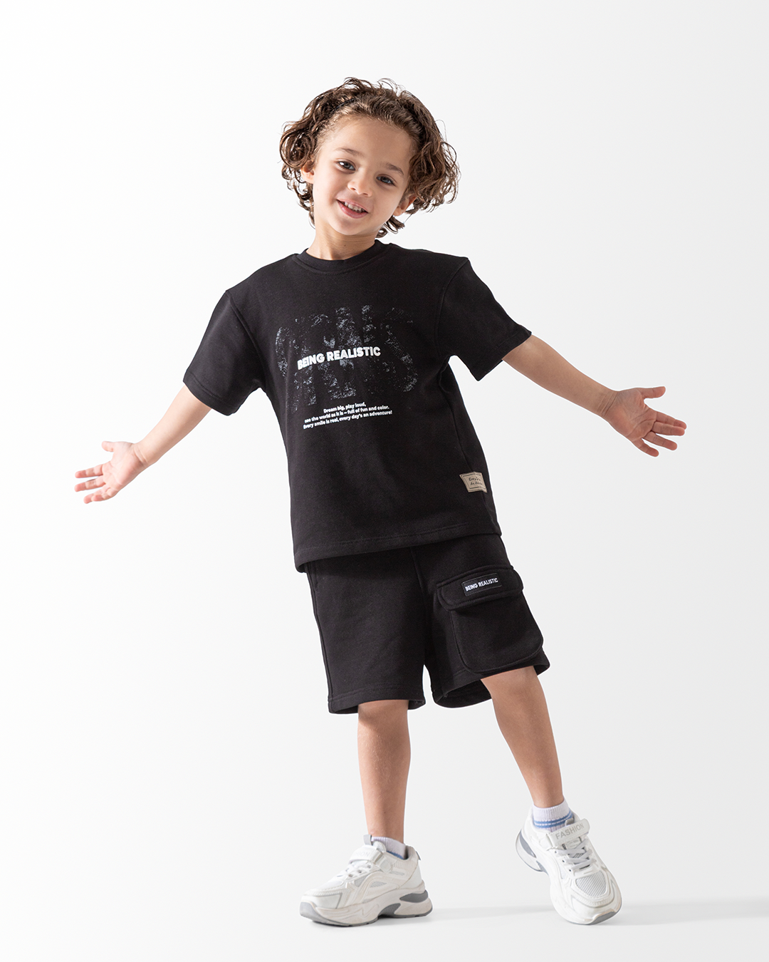 Boys' Kids Set Be Realistic