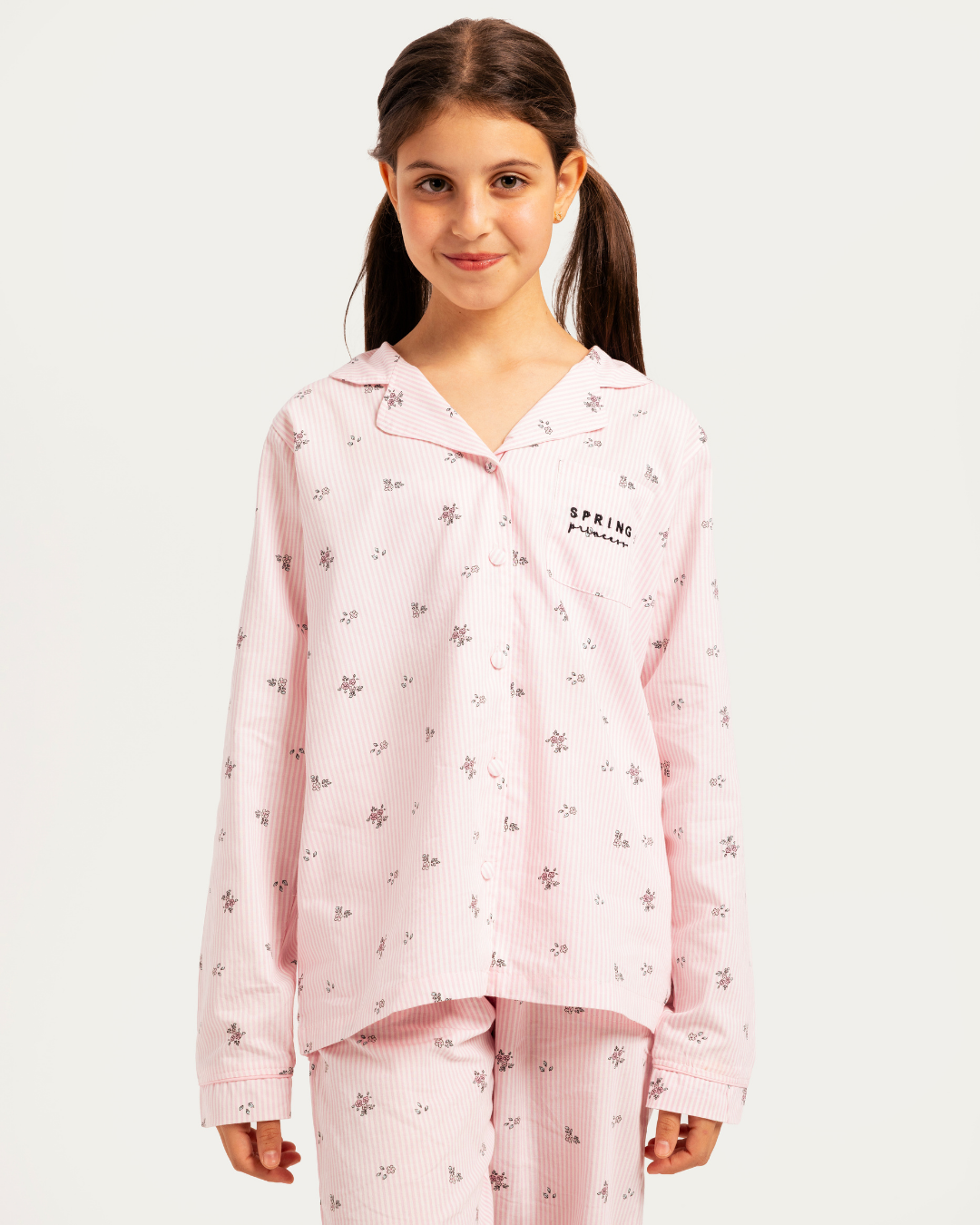 بيجاما بناتي بزراير خطوط و زهور