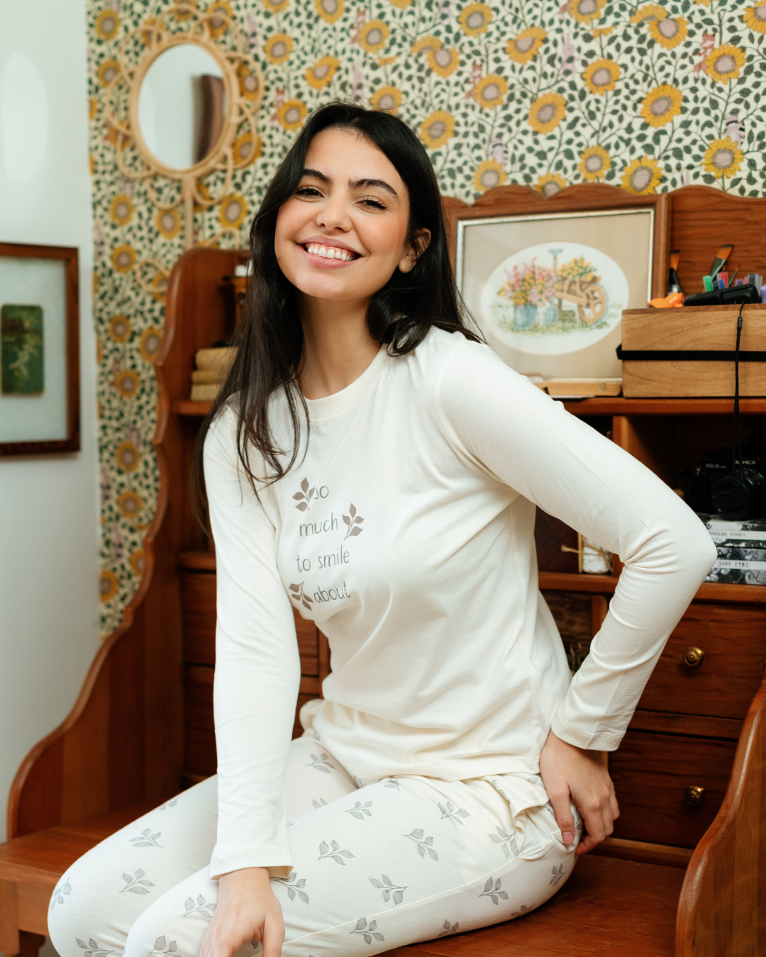 بيجاما حريمى بكم و بنطلون اوراق الشجر