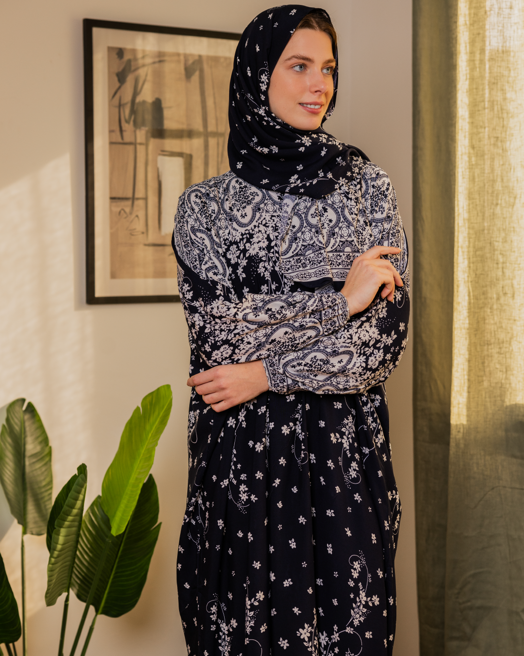 Women's patterned viscose shawl