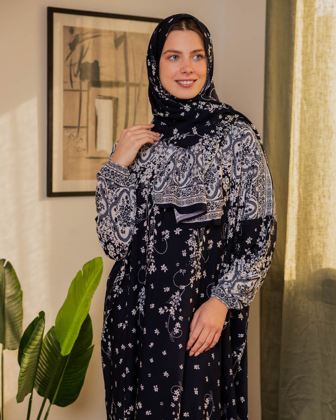 Women's patterned viscose shawl