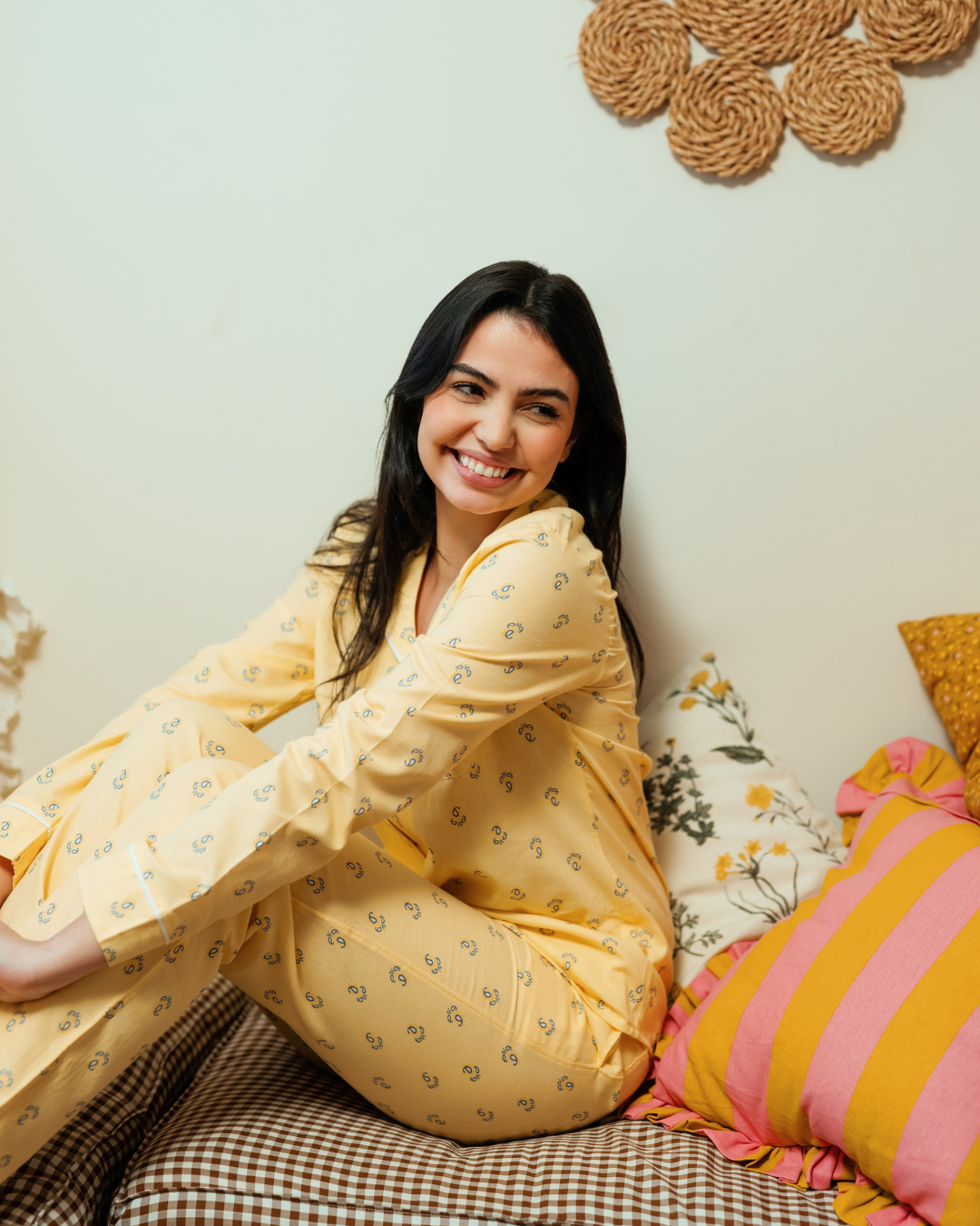 بيجاما حريمي كلاسيك بكم و بنطلون اشكال هندسيه صغيره