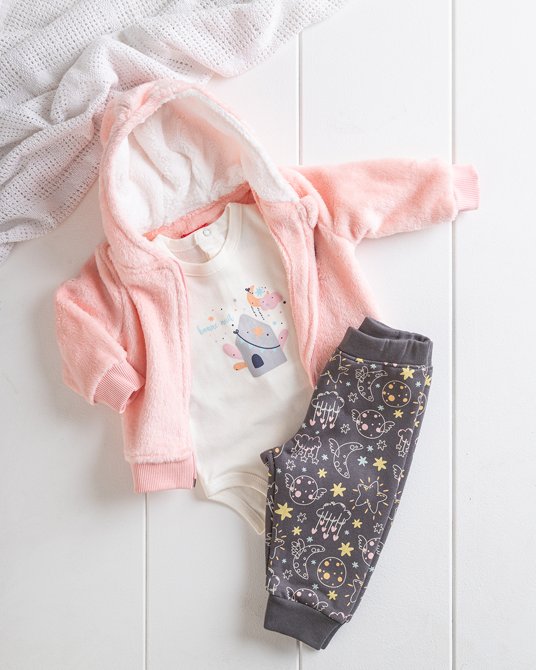 Into T girls' pajama body + jacket with capes + printed pants