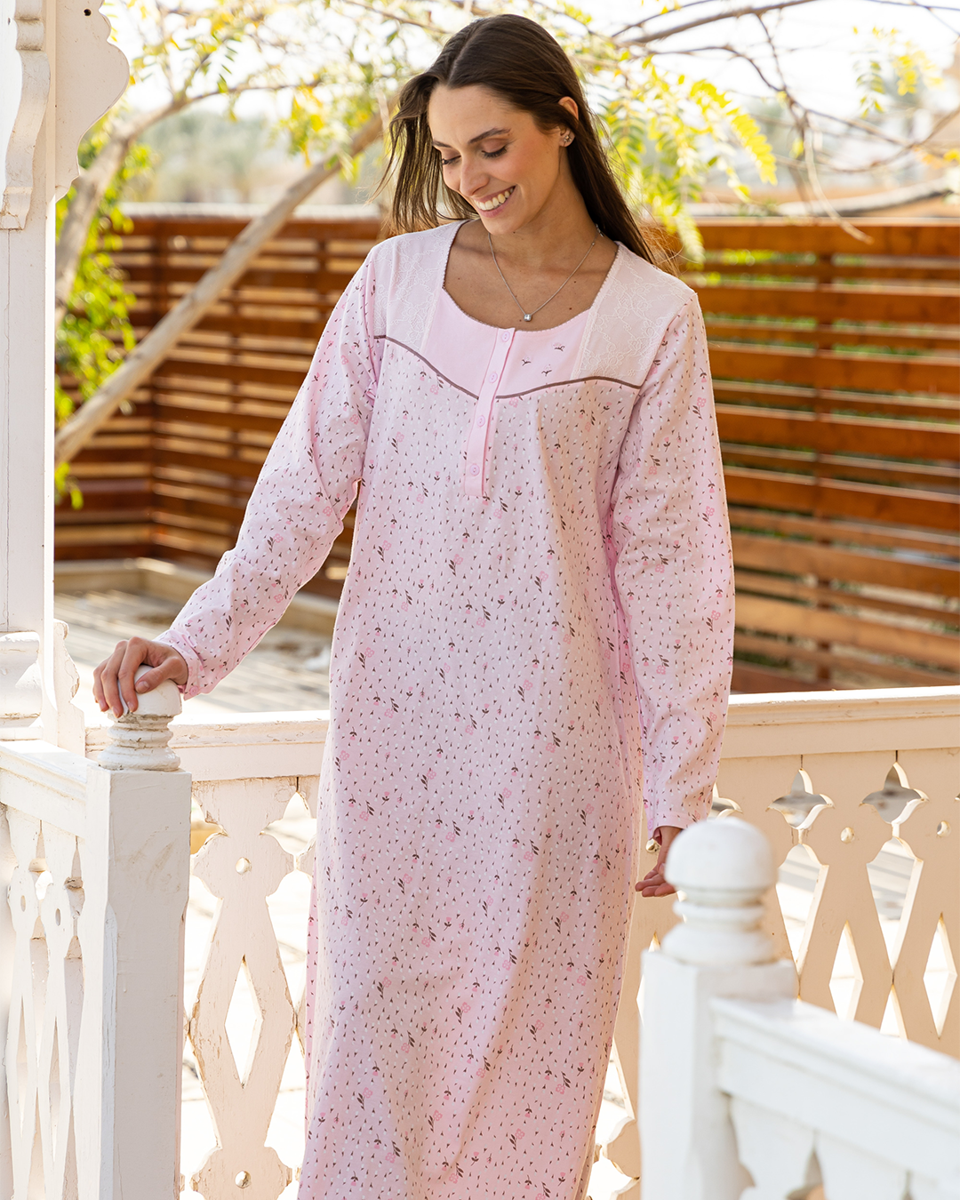 FLOWER قميص نوم حريمي كم زراير دانتيل ورد