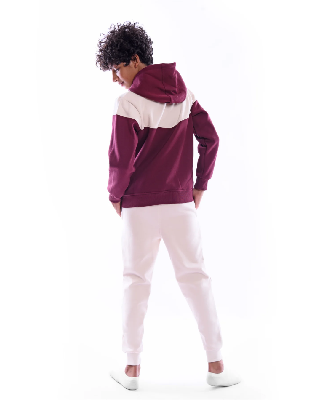 Innovatioبيجامه اولادي جاكيت بالكبيشون + بنطلون مطبوع