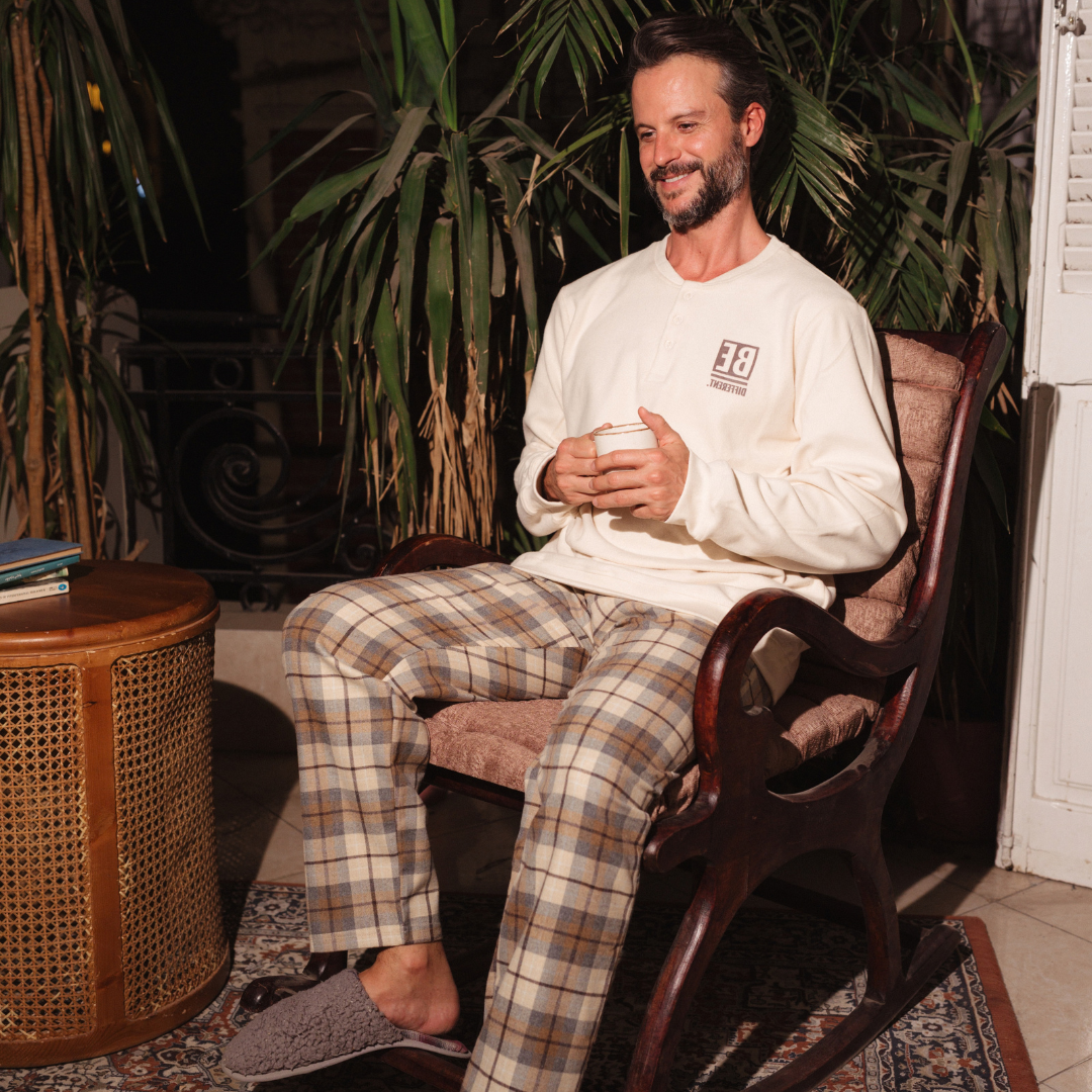 Pajamas, Plaid pants, be different