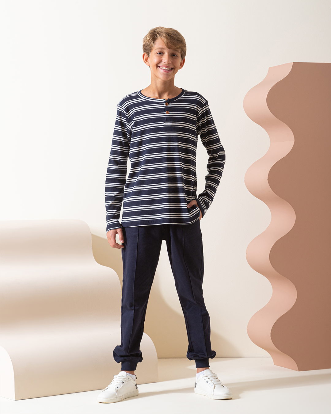 بيجاما اولادي كم طويل بزراير خامة ريب