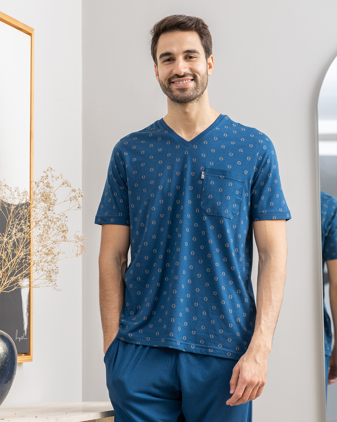 Olive branch print, plain V-neck pajama pants for men