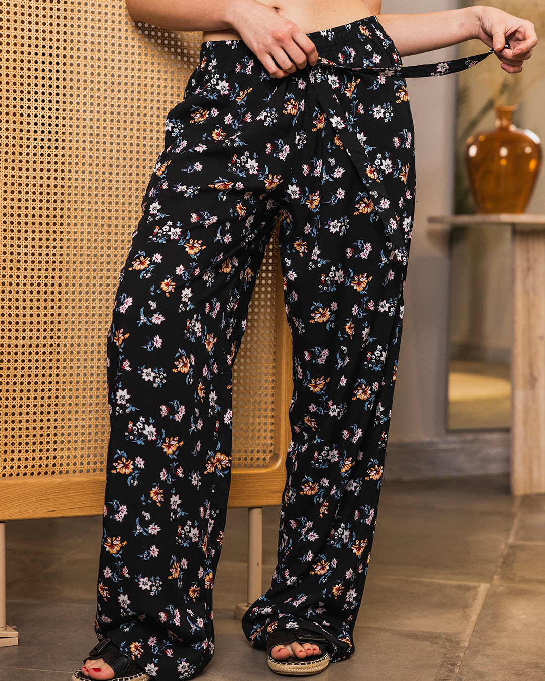 بنطلون فسكوز حريمي  ورد