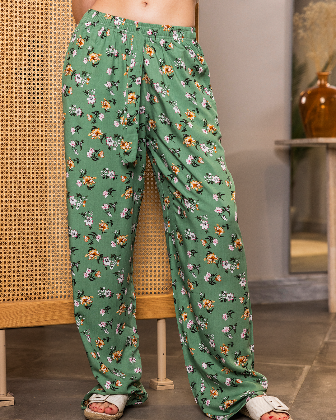 بنطلون فسكوز حريمي  ورد