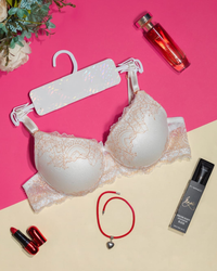 برا حريمي دانتيل منقوشه