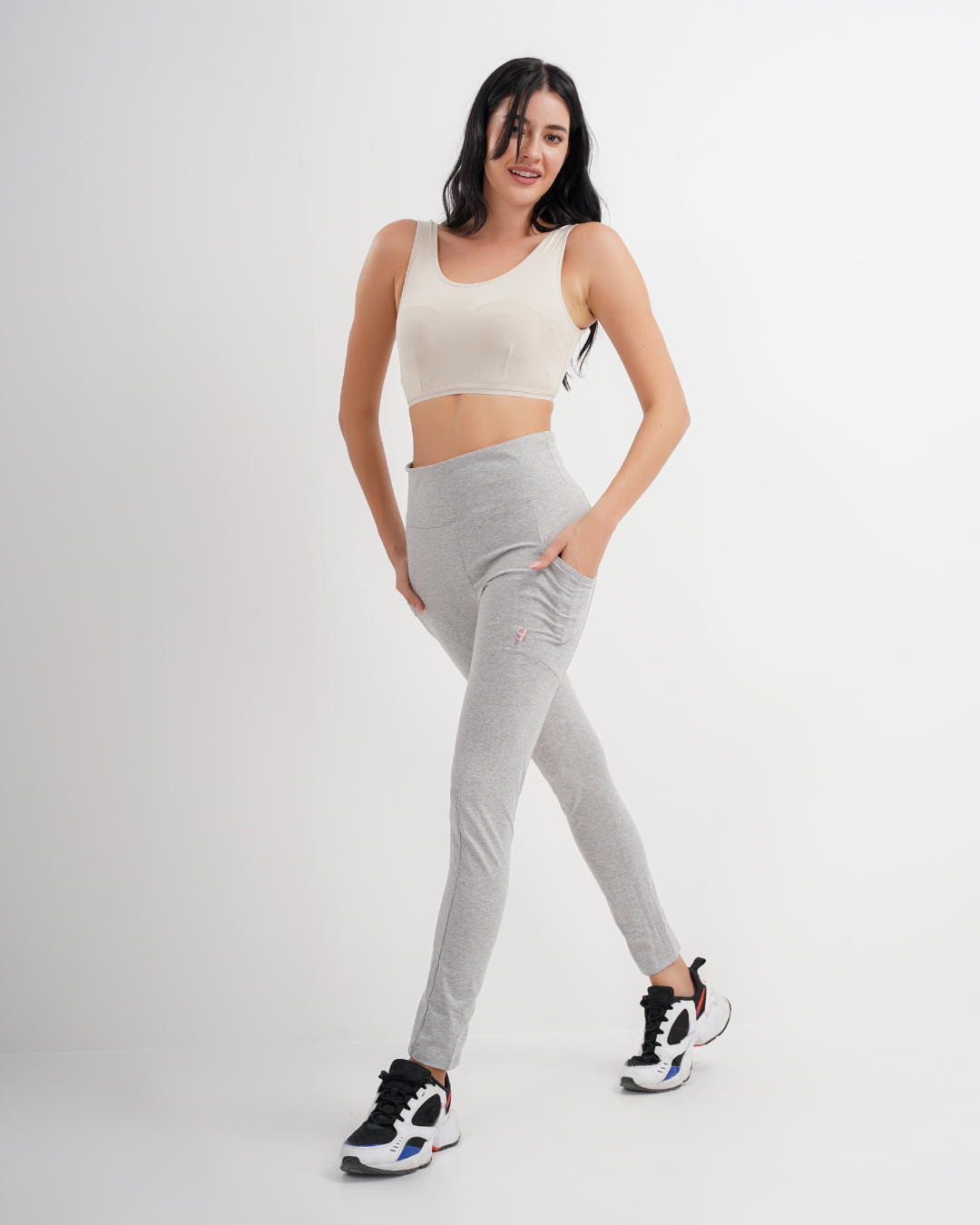 ليجنج سبورت وير سادة