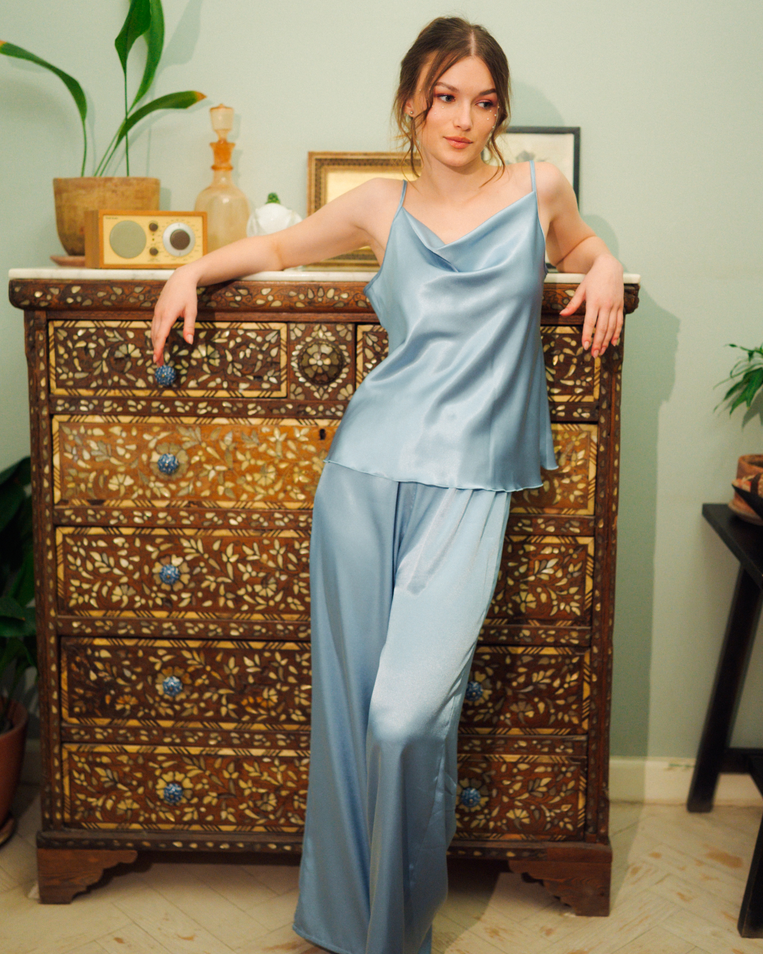 بيجاما بنطلون حمالة ساتان